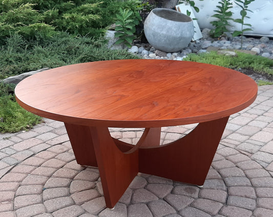 REFINISHED MCM Teak Coffee Table Round 42 inches, PERFECT