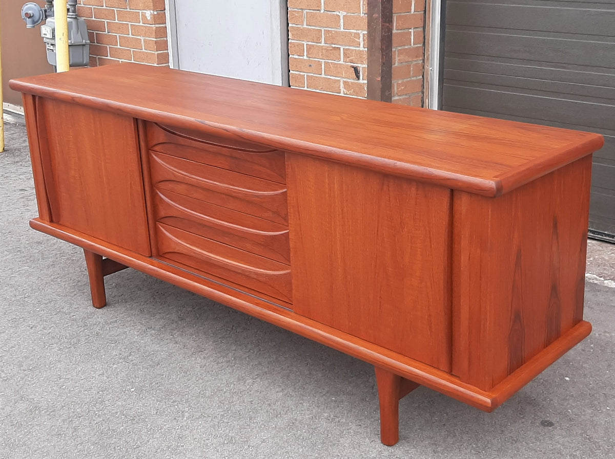 REFINISHED Danish MCM Teak Sideboard Credenza TV Console 78