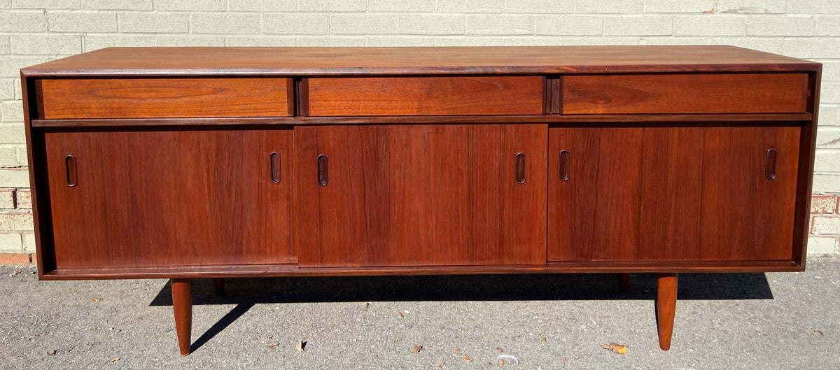 REFINISHED Mid Century Modern Teak Sideboard by Punch 72