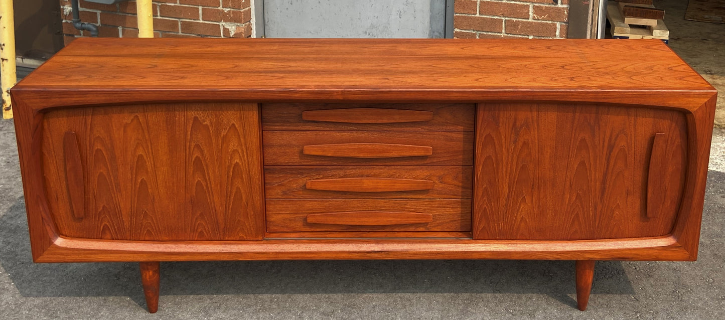 REFINISHED Danish MCM Teak sideboard Credenza TV Console 6 ft PERFECT