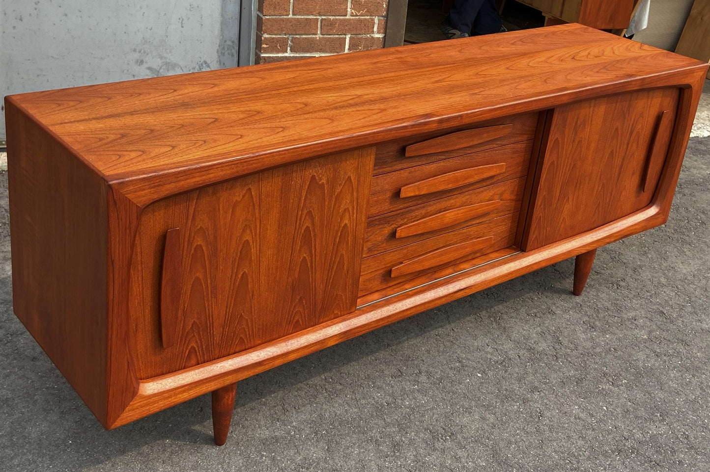 REFINISHED Danish MCM Teak sideboard Credenza TV Console 6 ft PERFECT