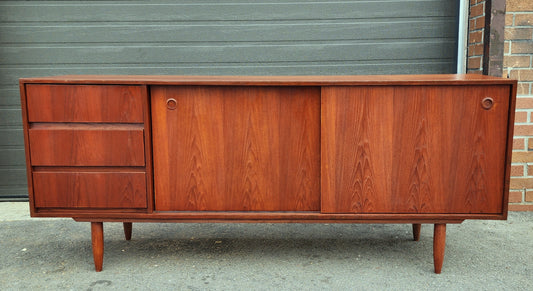REFINISHED Mid Century Modern Teak Sideboard Credenza Buffet 6 ft
