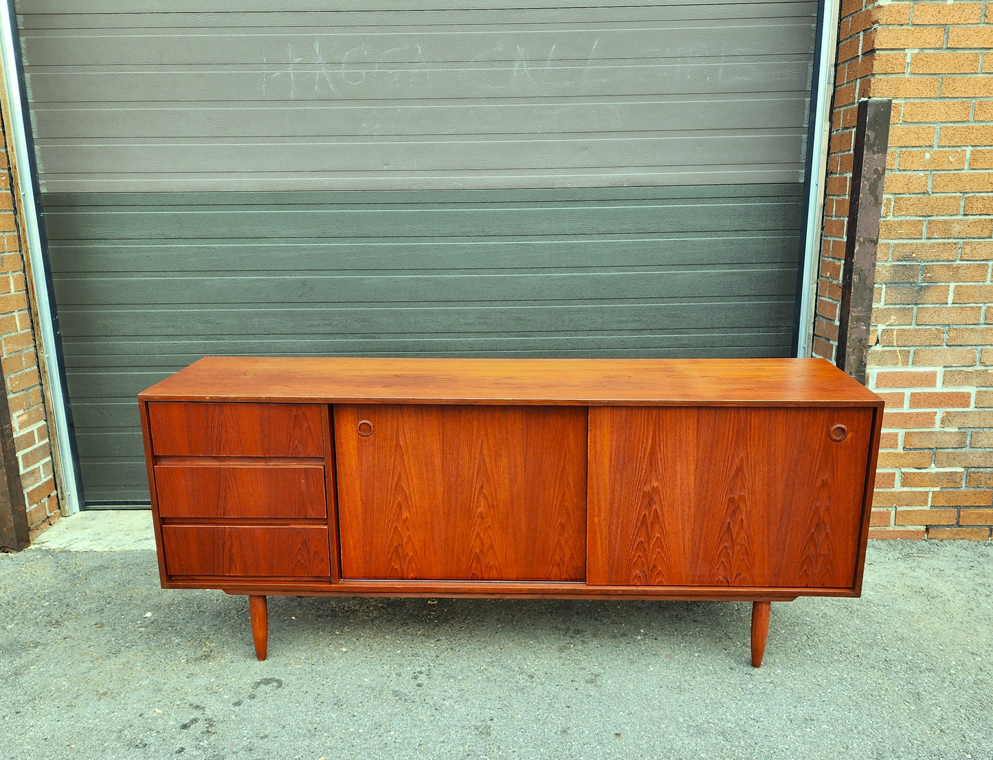 REFINISHED Mid Century Modern Teak Sideboard Credenza Buffet 6 ft