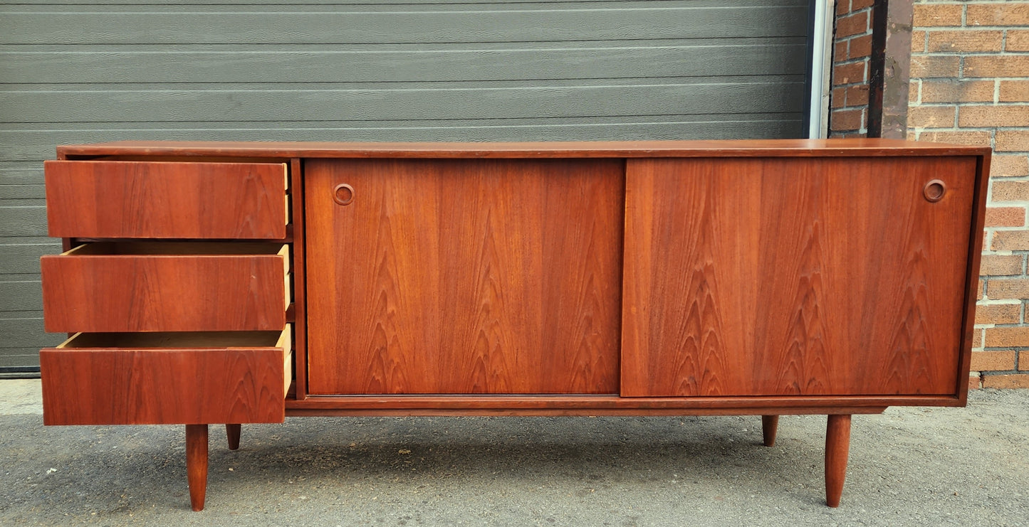 REFINISHED Mid Century Modern Teak Sideboard Credenza Buffet 6 ft