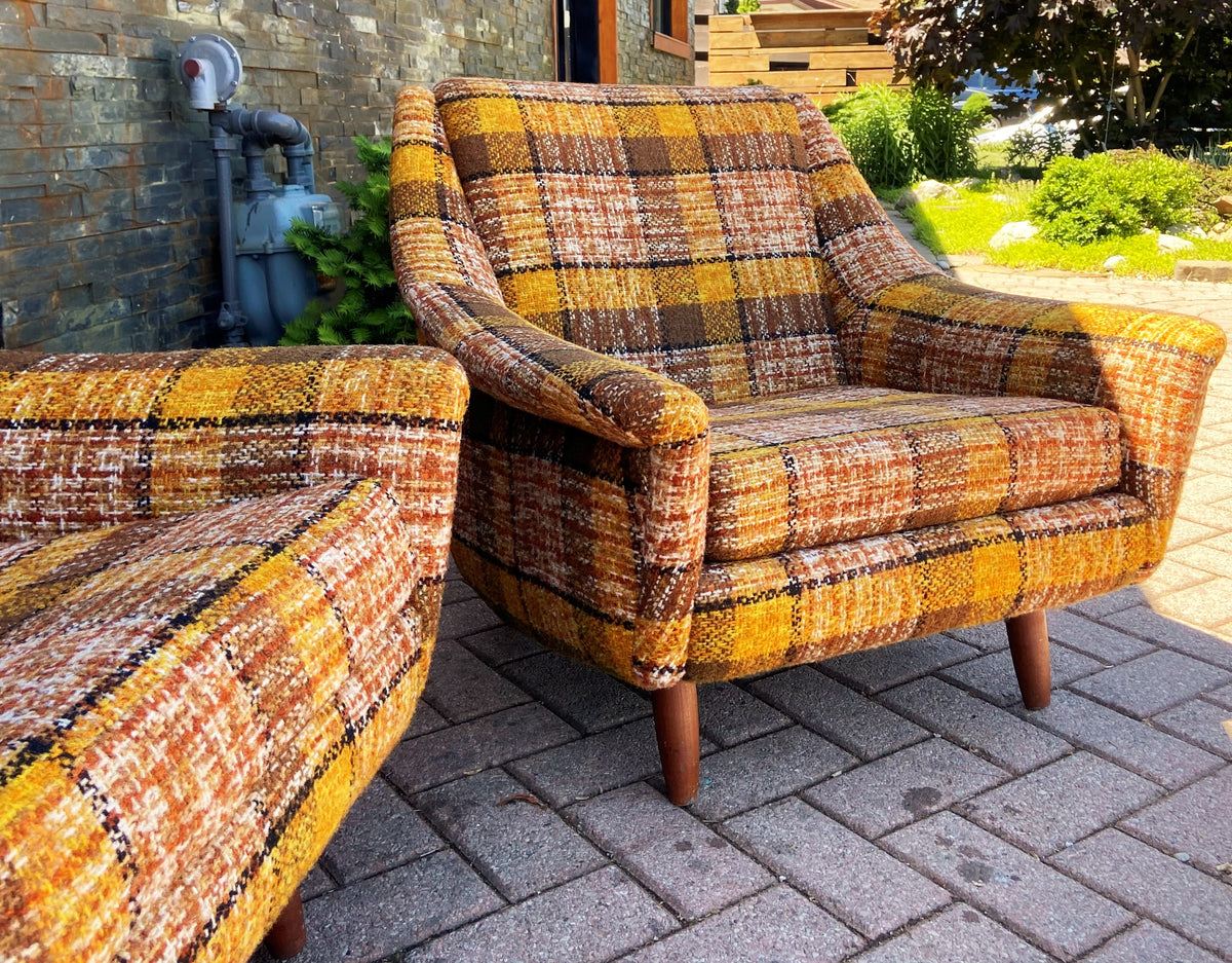 Restored Danish Mid Century Modern Teak Sofa 4-Seater and Armchair, Mint Condition