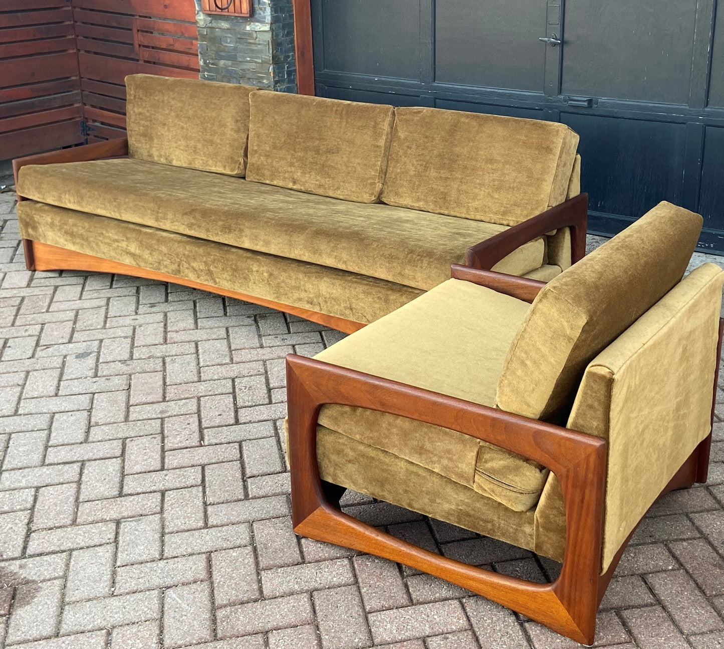 REFINISHED REUPHOLSTERED MCM Teak 4-Seater Sofa & Armchair in Wool Mohair - PERFECT