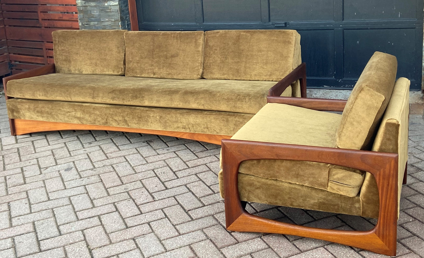 REFINISHED REUPHOLSTERED MCM Teak 4-Seater Sofa & Armchair in Wool Mohair - PERFECT