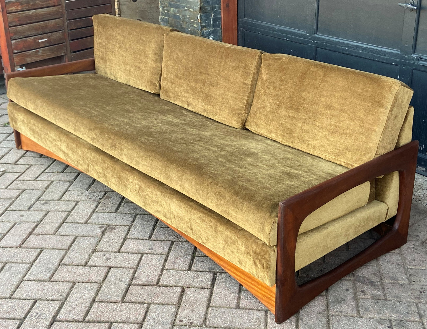 REFINISHED REUPHOLSTERED MCM Teak 4-Seater Sofa & Armchair in Wool Mohair - PERFECT