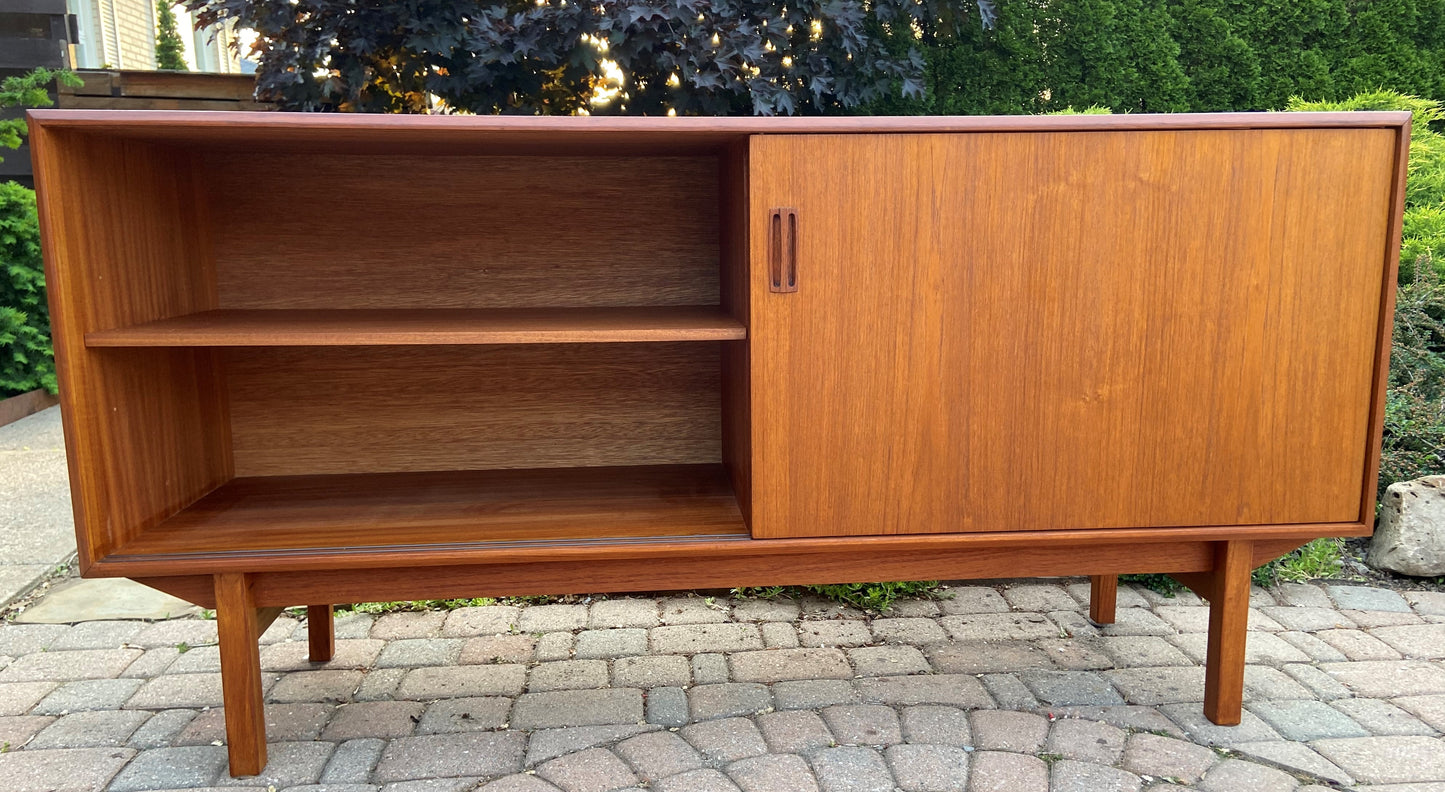 REFINISHED Mid Century Modern Teak Sideboard Credenza TV Media Console 5ft