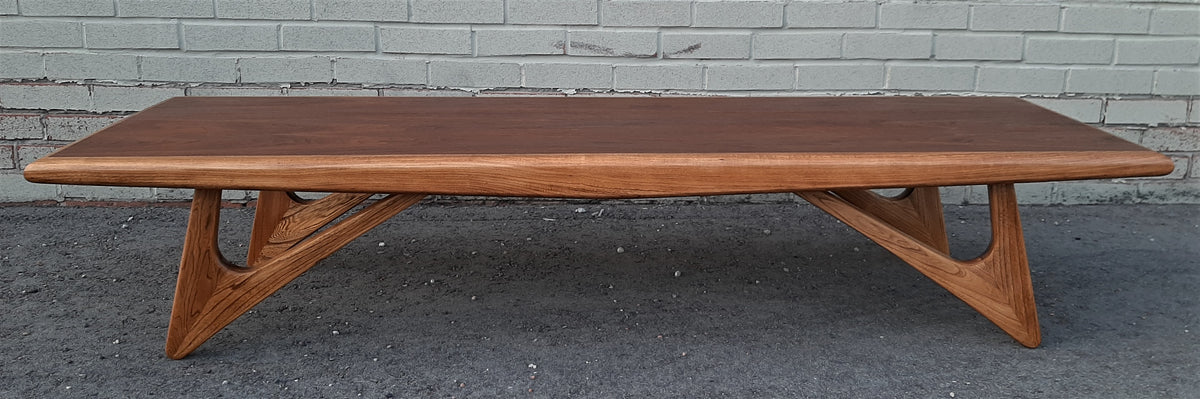 Sculptural MCM Walnut & Ash Coffee table REFINISHED, in style of A.Pearsall, Perfect