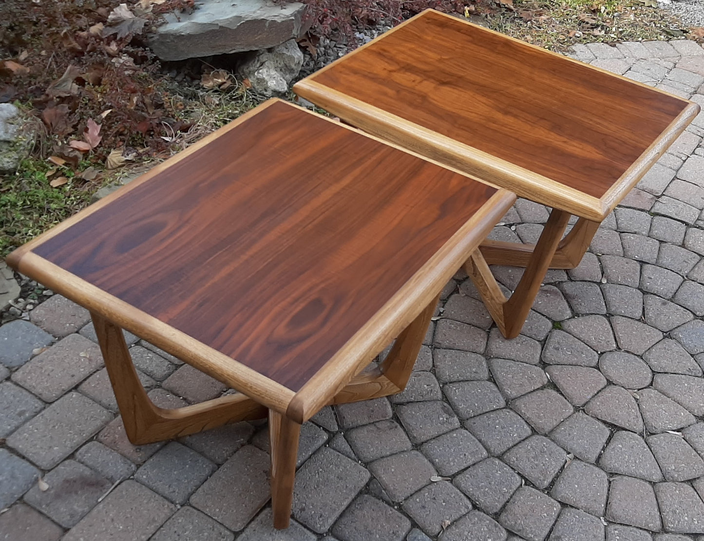 Sculptural MCM Walnut & Ash side tables REFINISHED, in style of A.Pearsall, Perfect