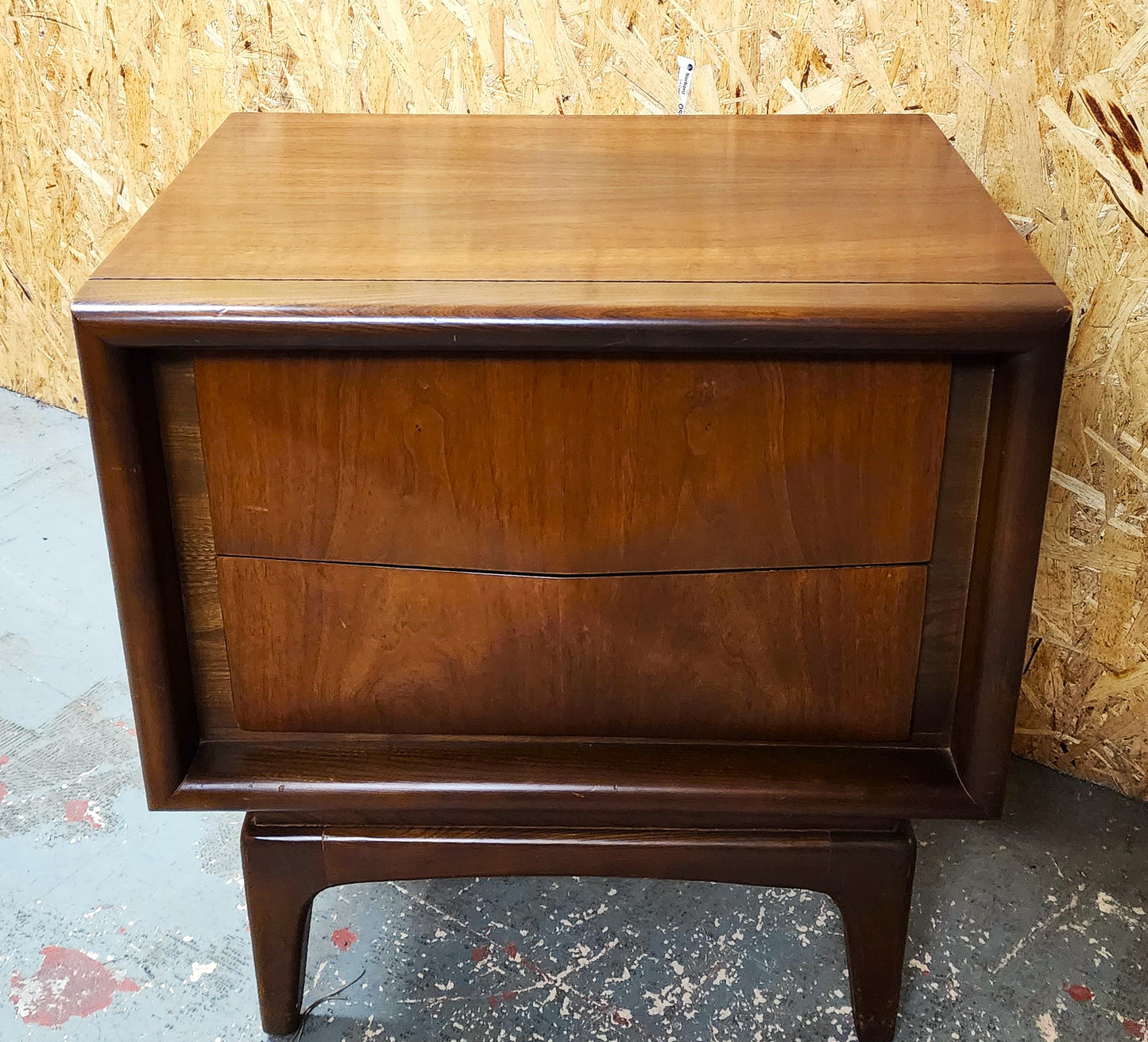 Mid Century Modern Walnut Bedside/ End Table in style of Vladimir Kagan