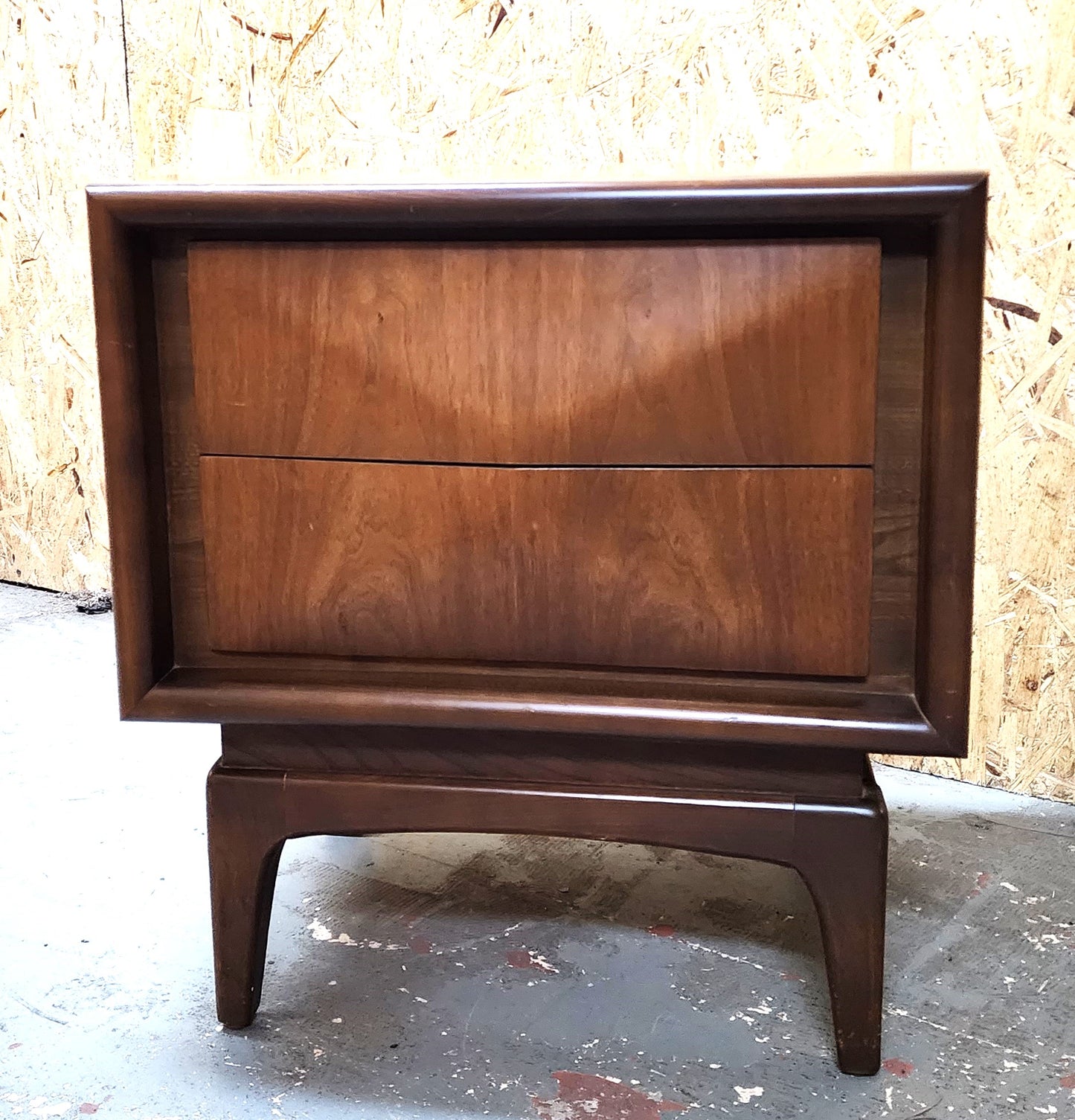 Mid Century Modern Walnut Bedside/ End Table in style of Vladimir Kagan