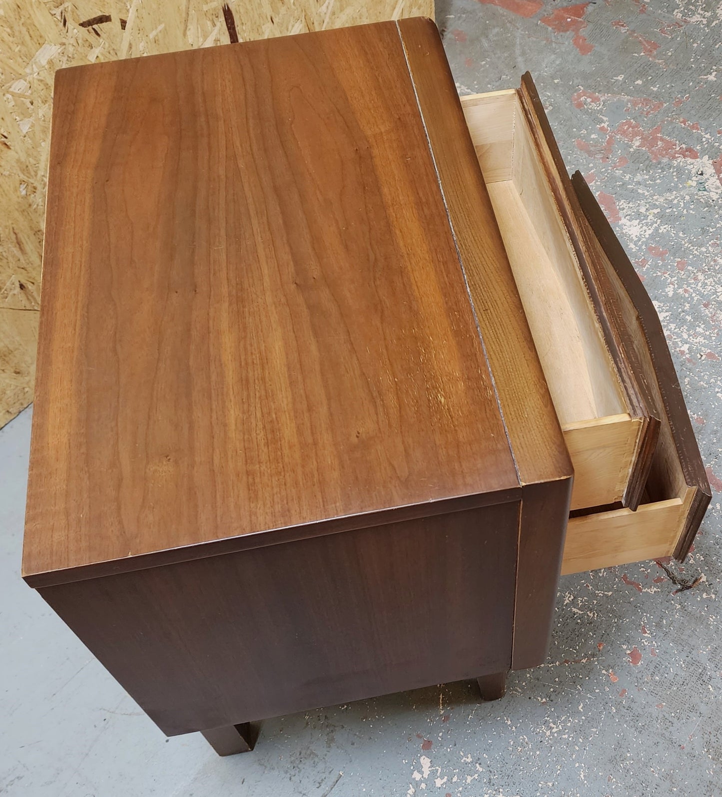 Mid Century Modern Walnut Bedside/ End Table in style of Vladimir Kagan