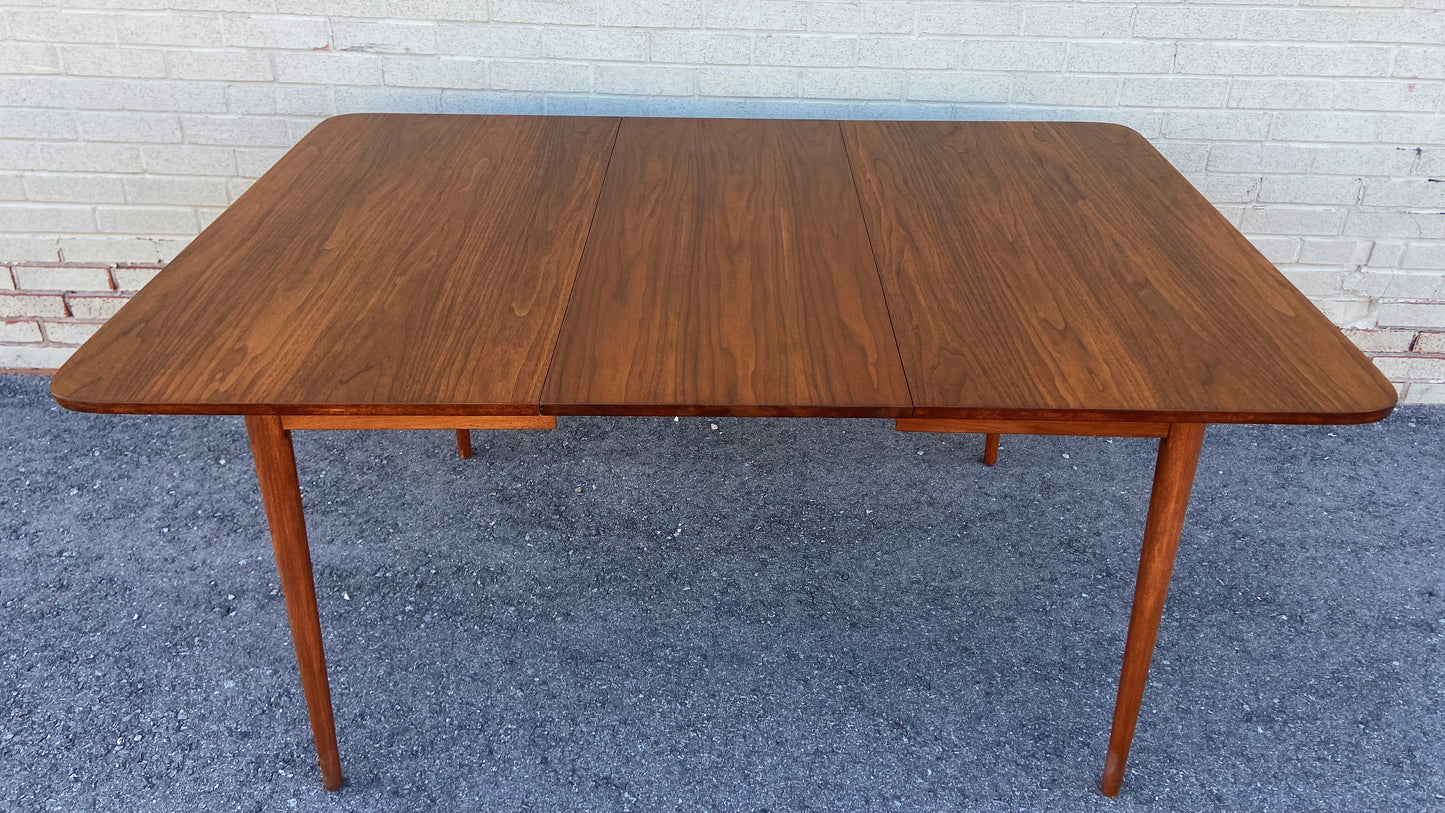 REFINISHED Mid Century Modern Walnut Table w 3 Leaves by Honderich 46" -98"