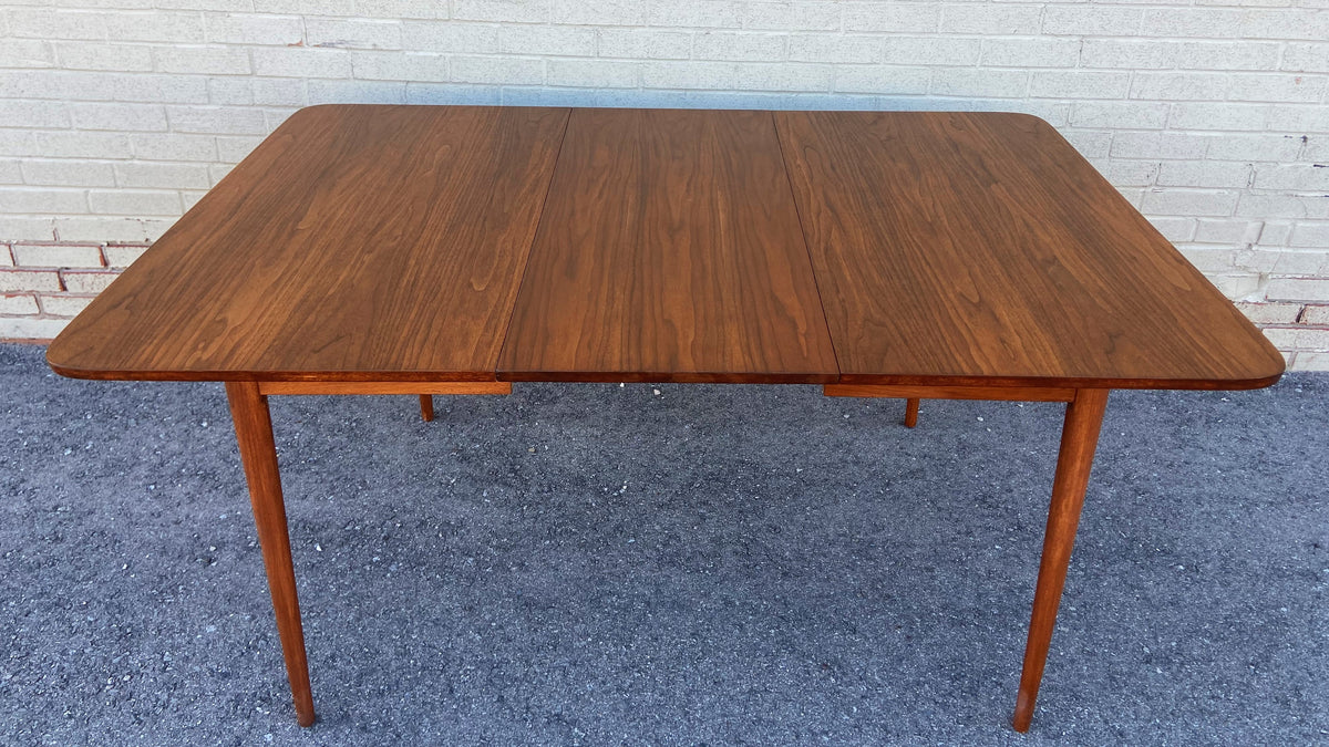 REFINISHED Mid Century Modern Walnut Table w 3 Leaves by Honderich 46