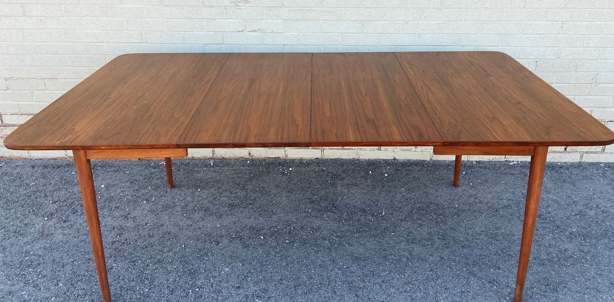 REFINISHED Mid Century Modern Walnut Table w 3 Leaves by Honderich 46