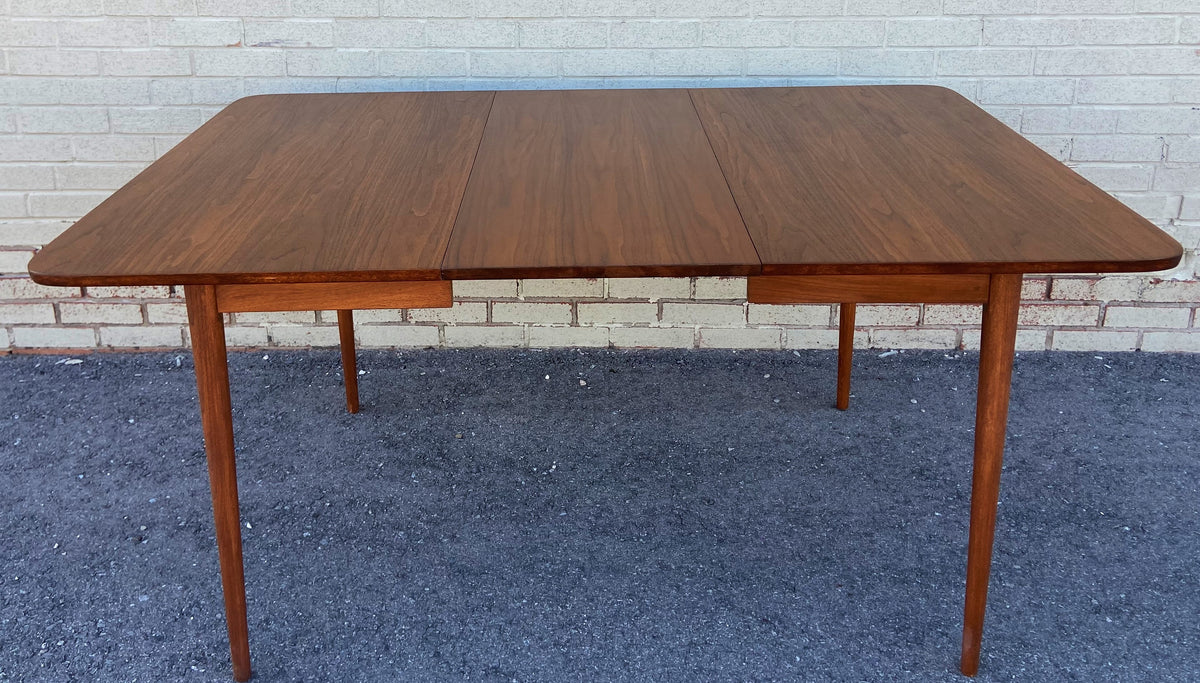 REFINISHED Mid Century Modern Walnut Table w 3 Leaves by Honderich 46