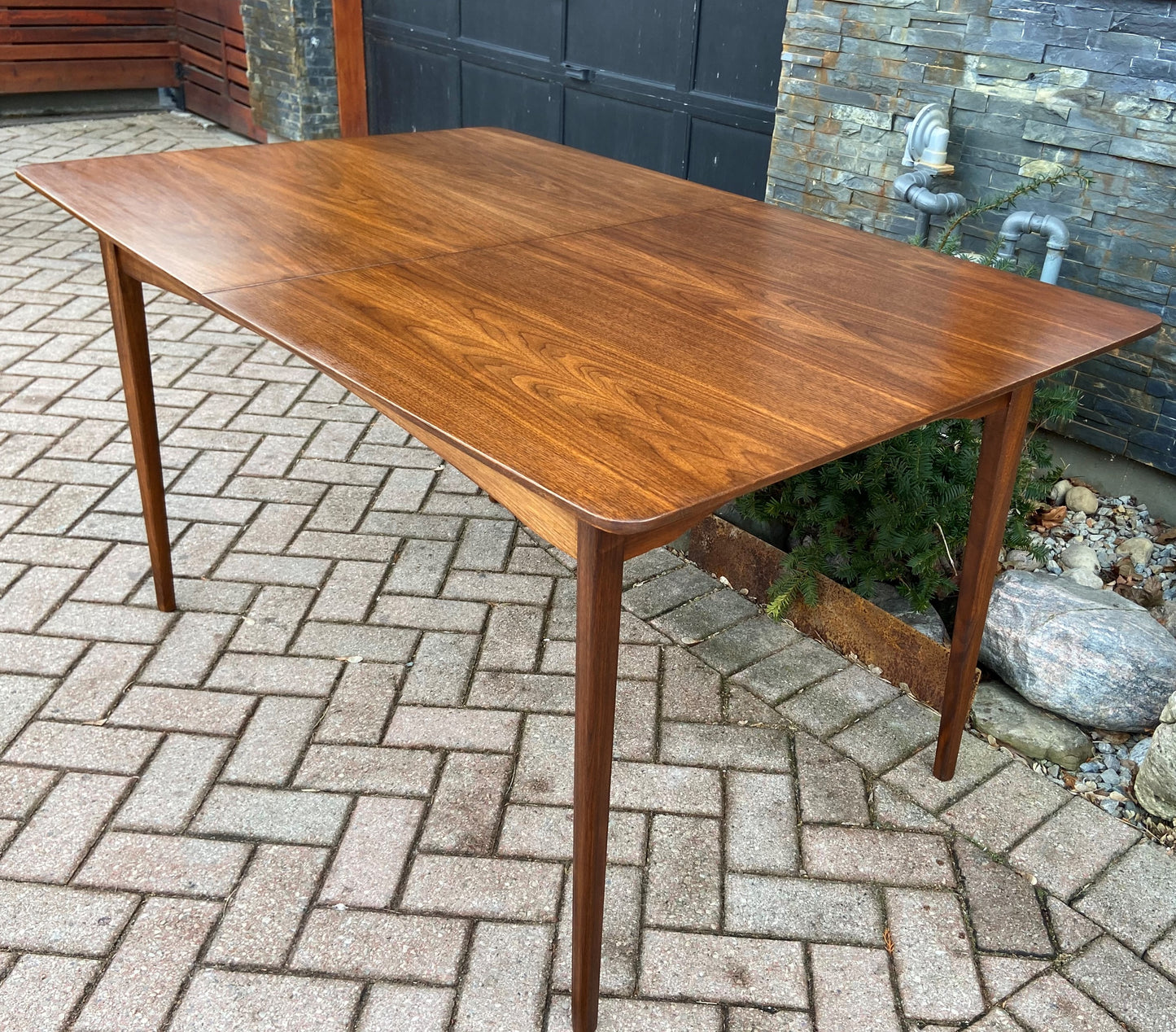 REFINISHED MCM Walnut Dining Table Extendable w 2 leaves 57"- 77.5"