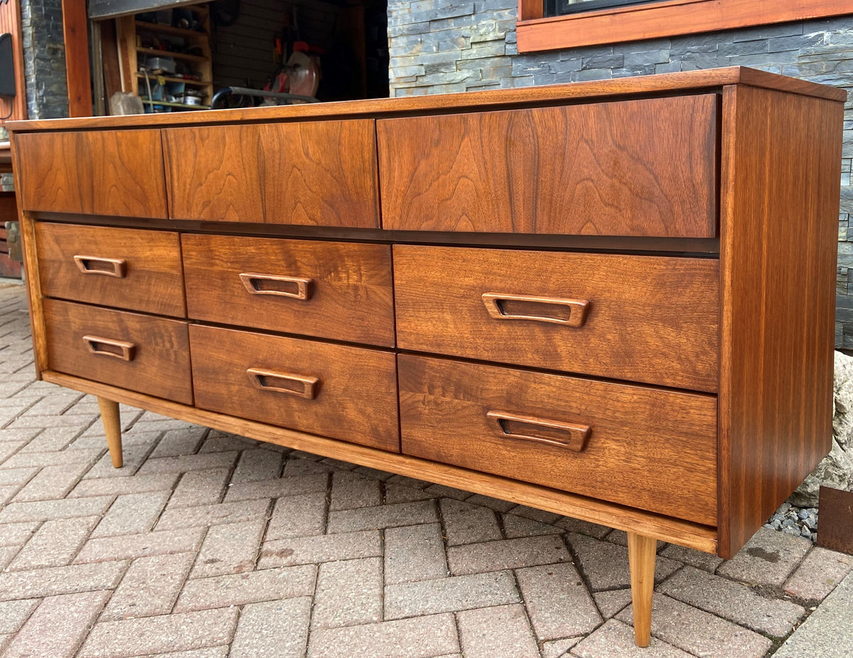 REFINISHED MCM Walnut Dresser 9 drawers, PERFECT