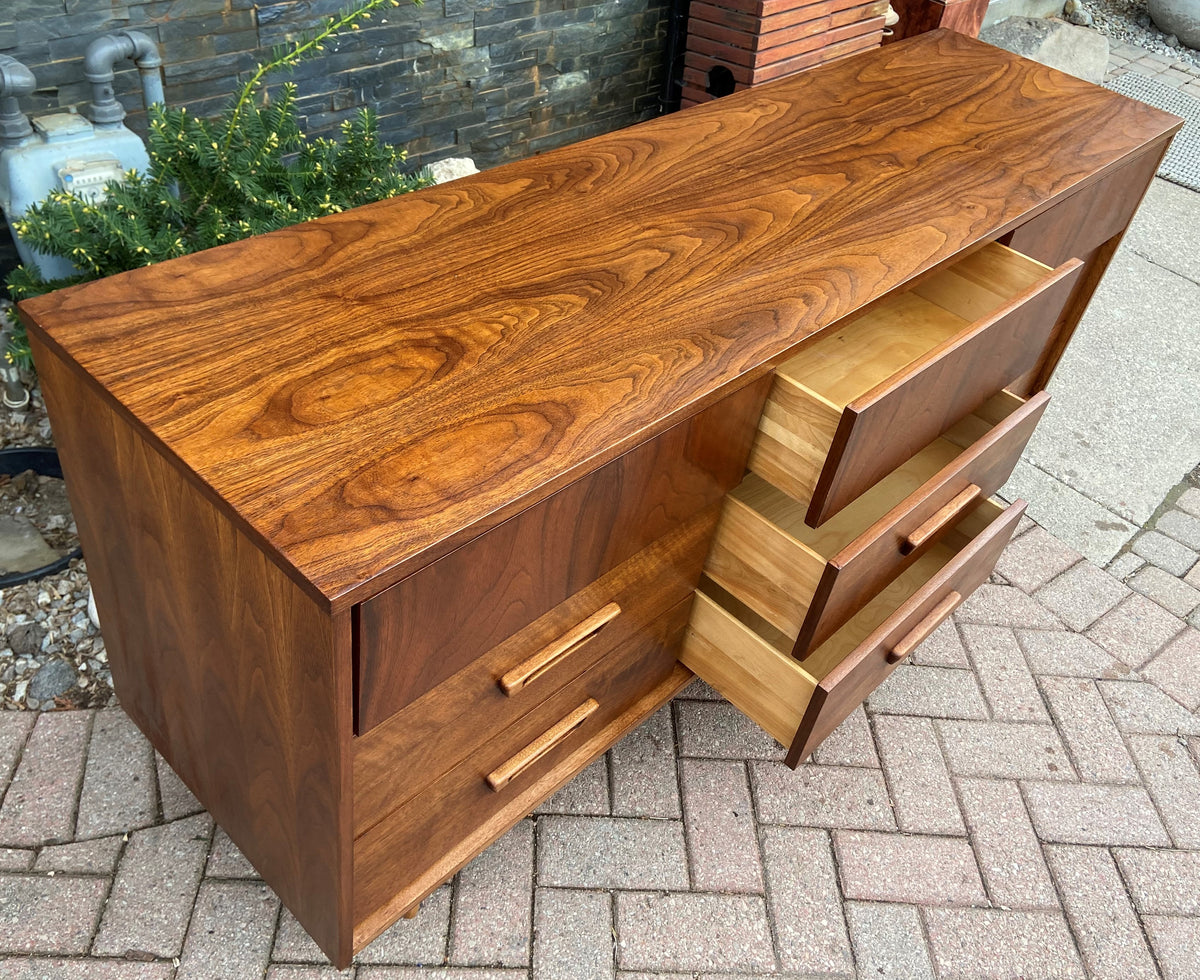 REFINISHED MCM Walnut Dresser 9 drawers, PERFECT