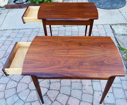2 REFINISHED Mid Century Modern walnut end tables w drawers, Perfect
