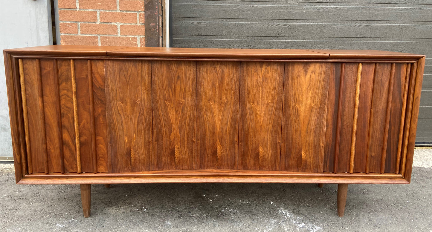 REFINISHED MCM Walnut Stereo Media Record Player Console , PERFECT