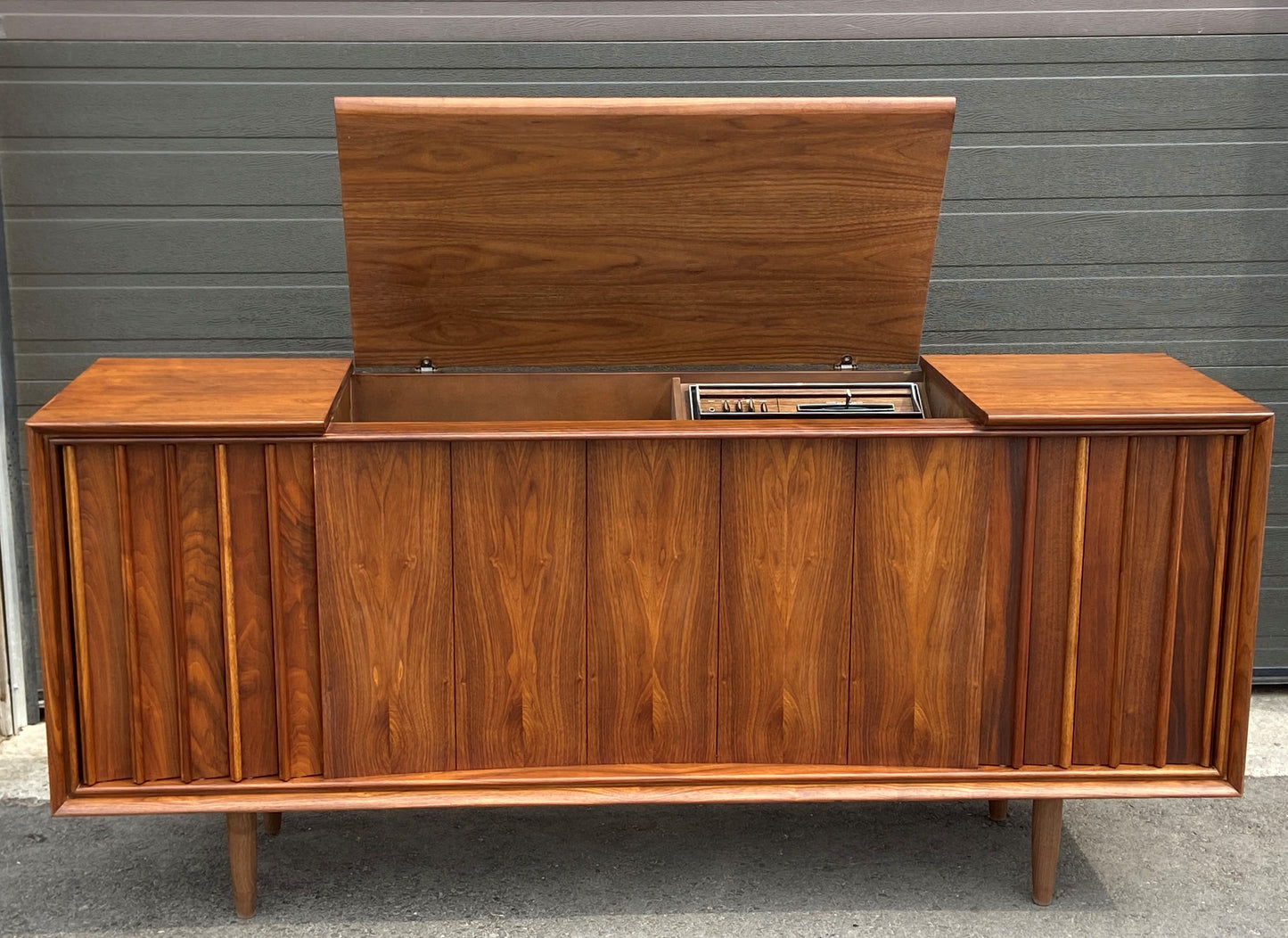 REFINISHED MCM Walnut Stereo Media Record Player Console , PERFECT