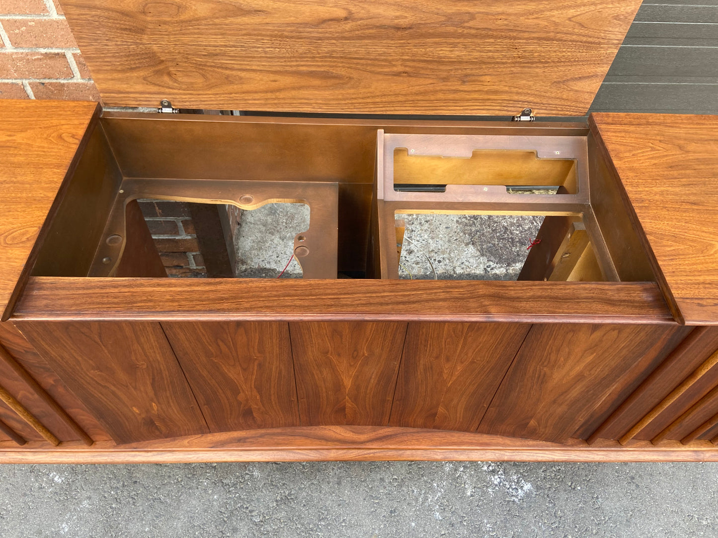 REFINISHED MCM Walnut Stereo Media Record Player Console , PERFECT