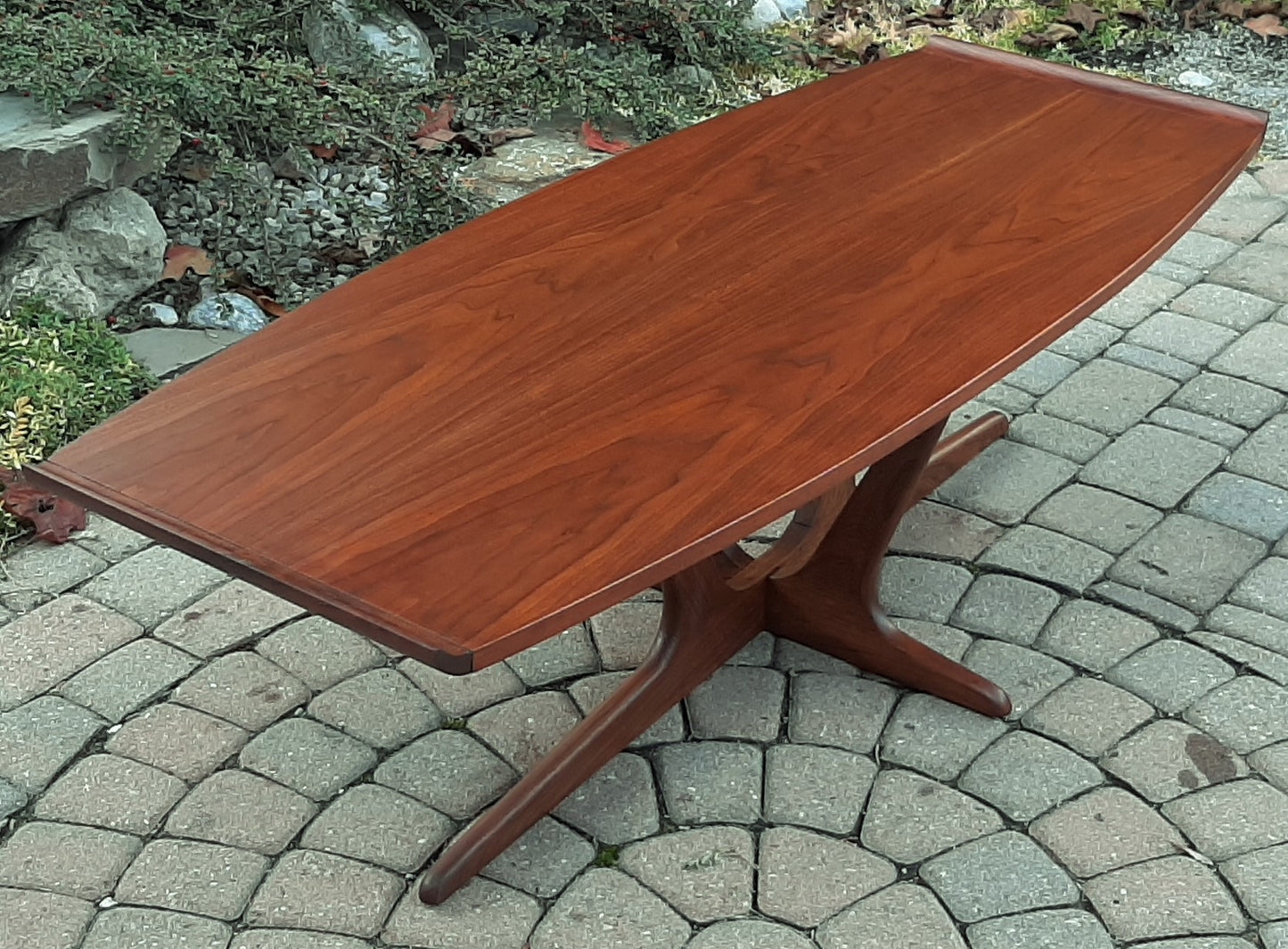 REFINISHED MCM Walnut Surfboard Coffee Table by Deilcraft 54", PERFECT