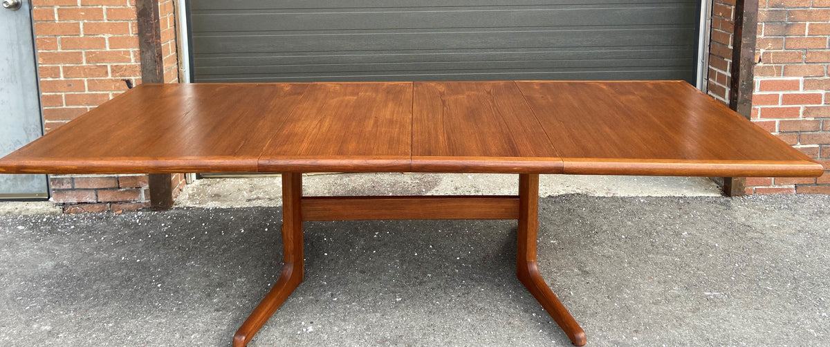 REFINISHED Mid Century Modern Teak Dining Table w 2 Leaves, 62