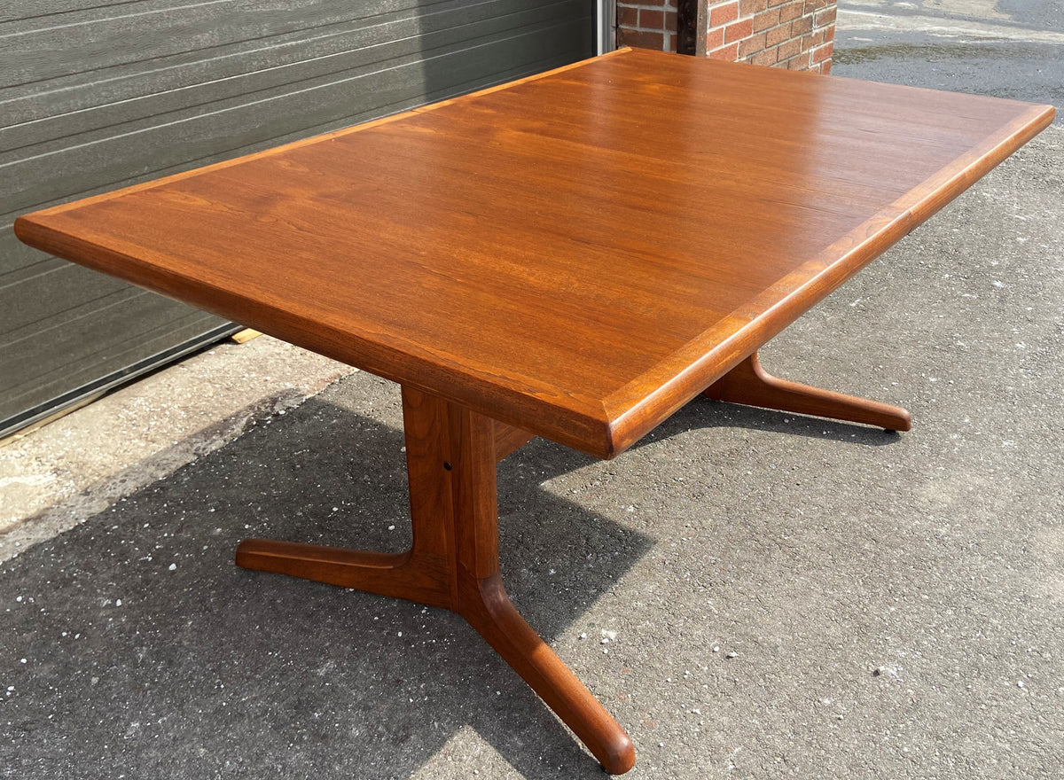 REFINISHED Mid Century Modern Teak Dining Table w 2 Leaves, 62