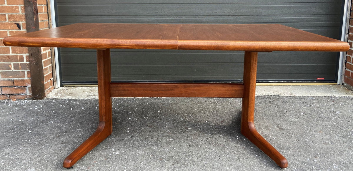 REFINISHED Mid Century Modern Teak Dining Table w 2 Leaves, 62