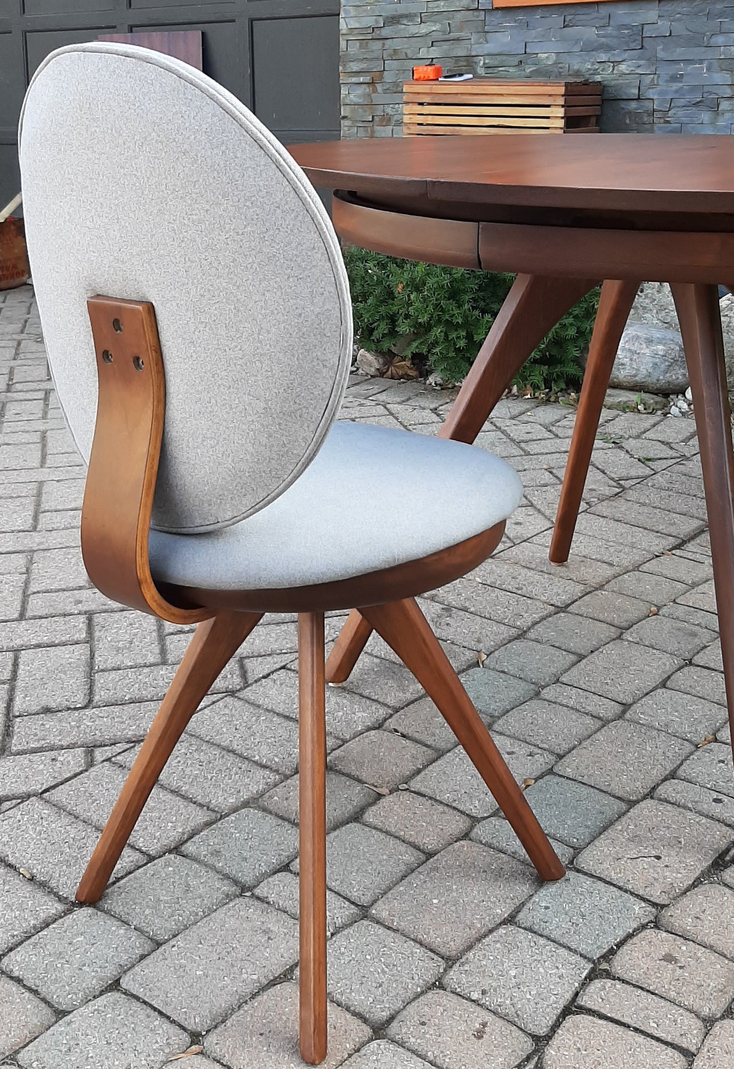 REFINISHED REUPHOLSTERED MCM Walnut Lollipop Extendable Table 42"-94" & 4 Chairs - Mid Century Modern Toronto