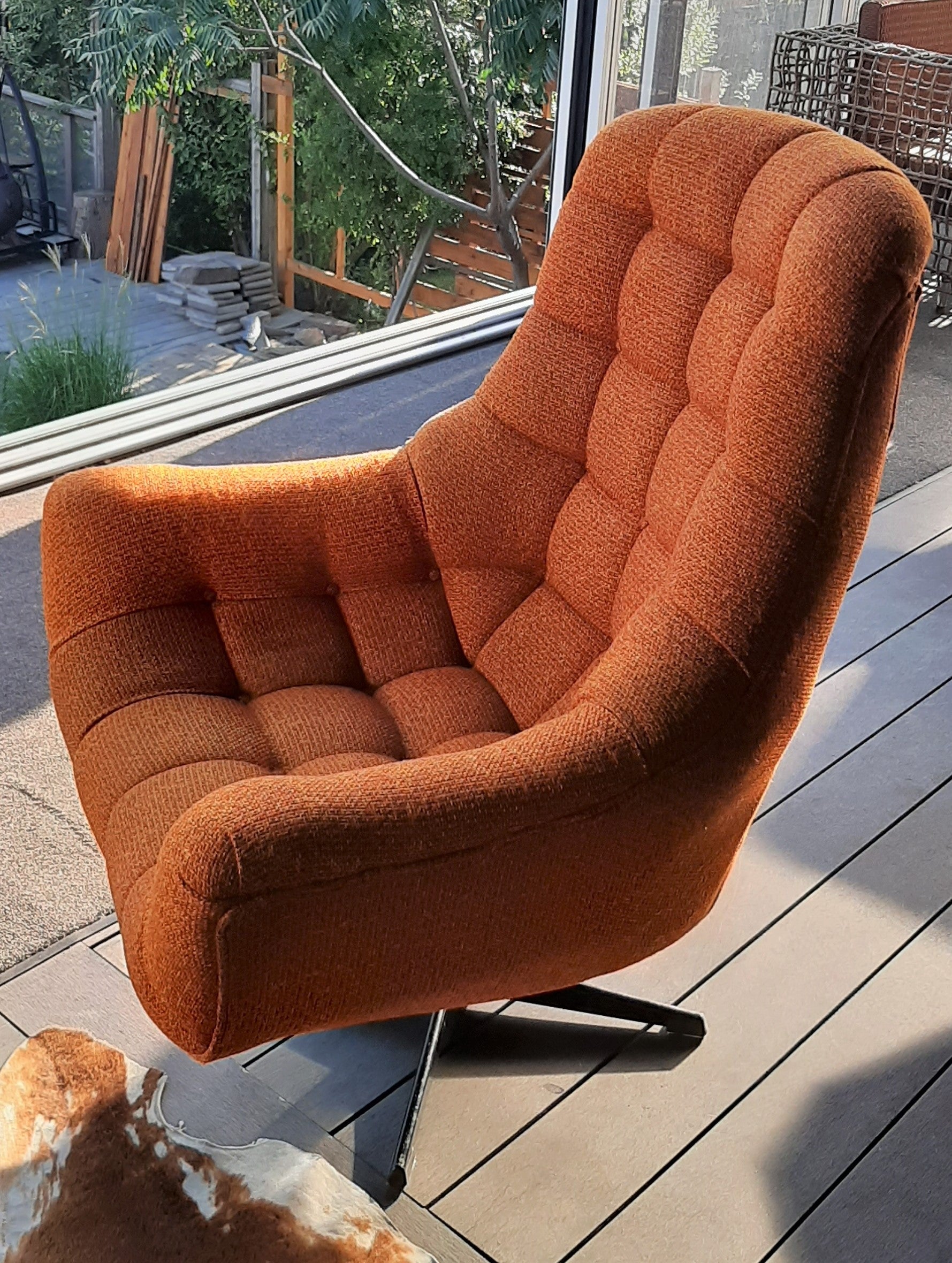 Vintage MCM Frank Doerner Faultless Reupholstered Swivel Lounge Chair, Perfect - Mid Century Modern Toronto
