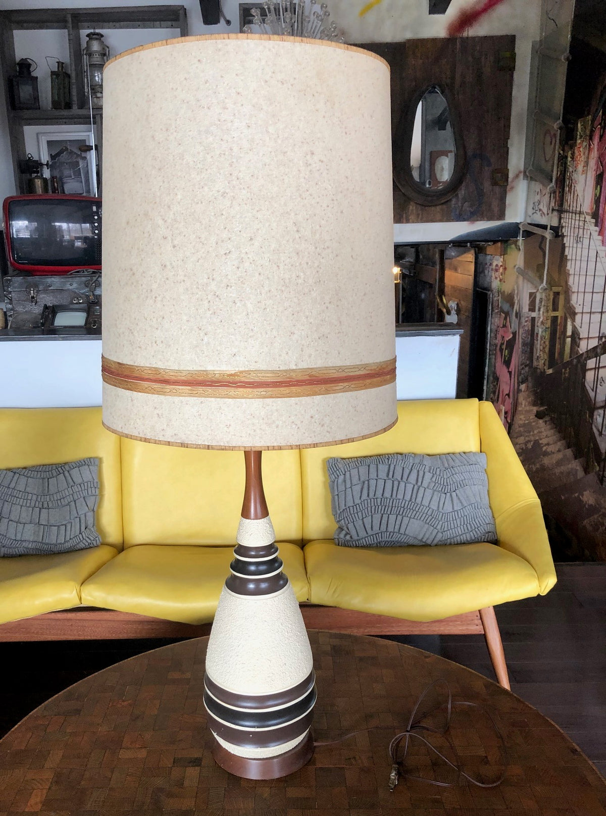 Mid Century Modern art pottery lamp large, with the shade H 40