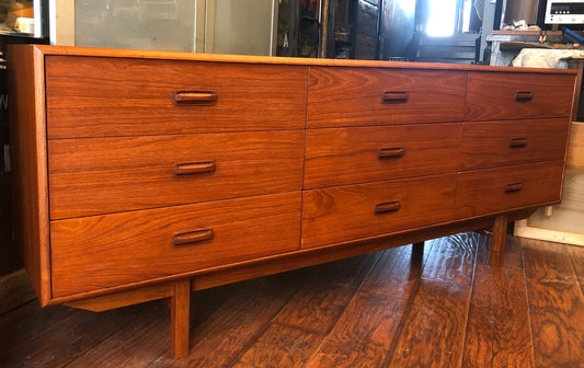 REFINISHED MCM Teak 9 drawers Dresser 71", PERFECT - Mid Century Modern Toronto