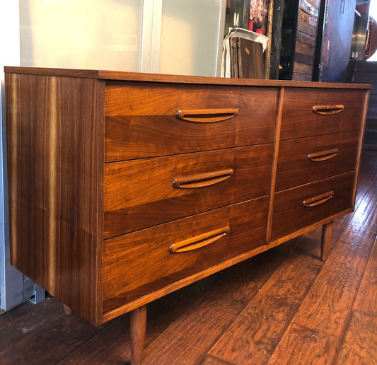 Mid Century Modern Walnut Dresser 6 Drawers REFINISHED, perfect - Mid Century Modern Toronto