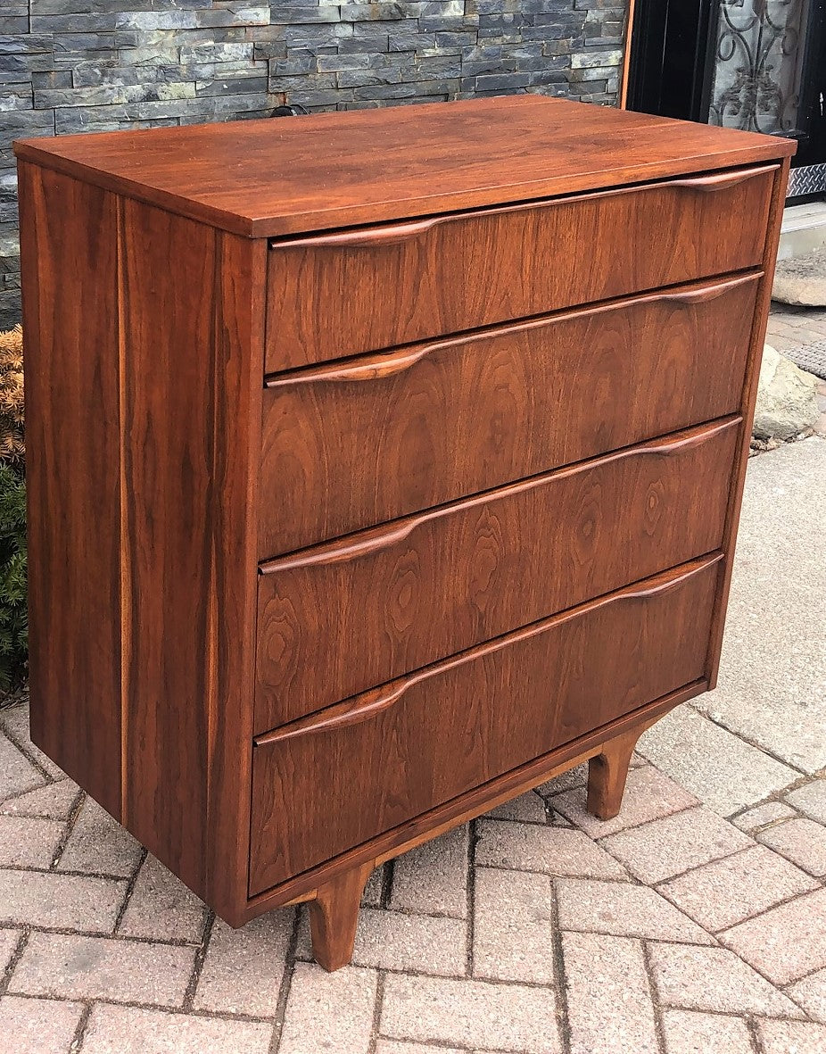 REFINISHED MCM Walnut Tallboy Dresser 4 Drawers PERFECT, compact 34" - Mid Century Modern Toronto