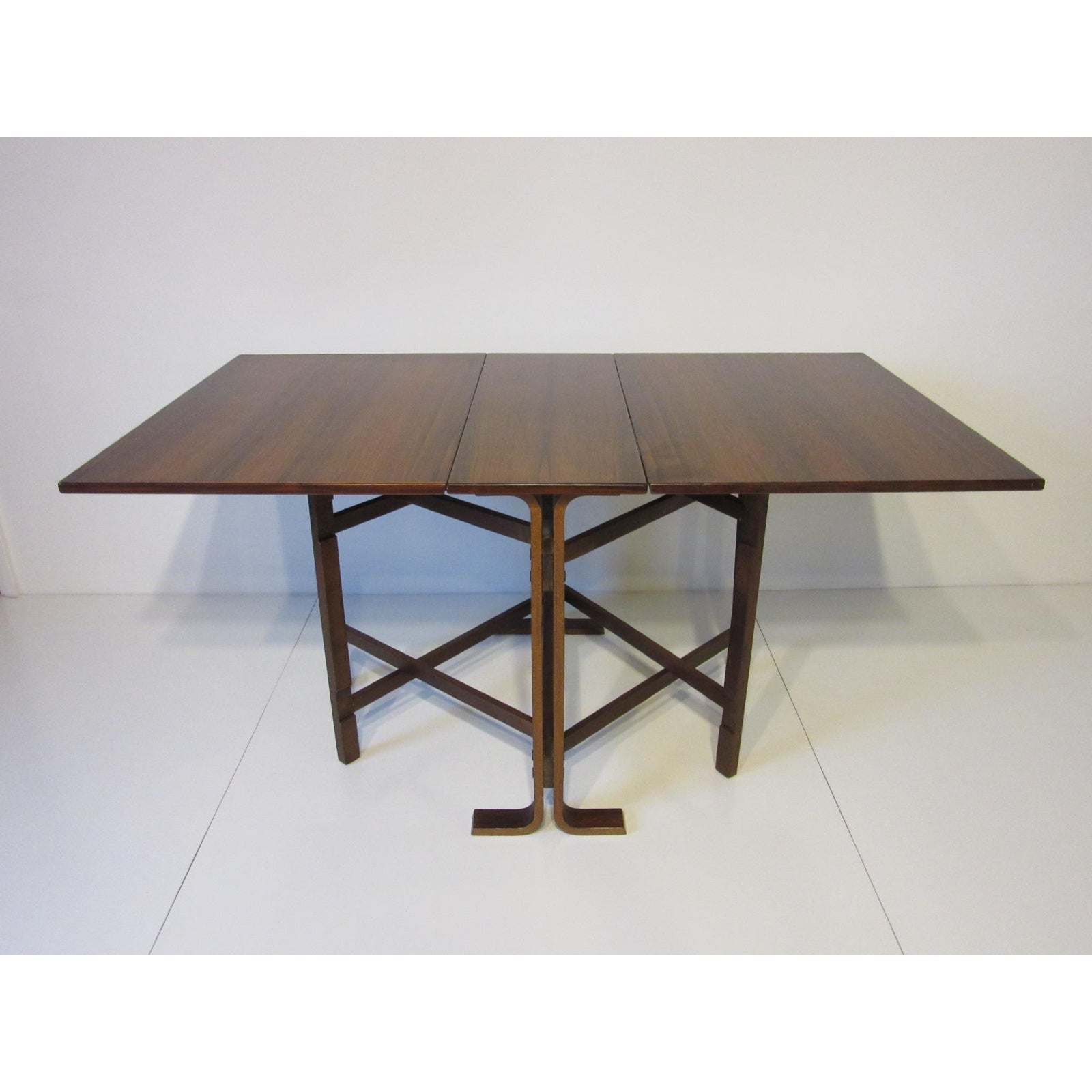 REFINISHED Brazilian Rosewood Gate-leg Drop Leaf Table by S. Ressell, made in Norway, perfect - Mid Century Modern Toronto
