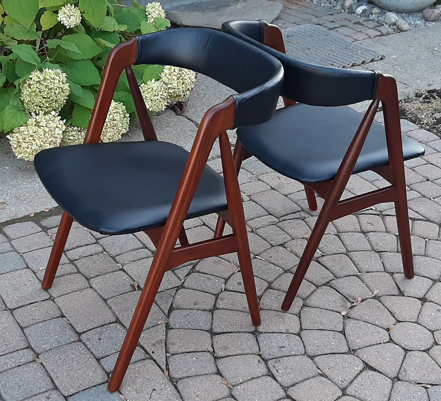 2 RESTORED REUPHOLSTERED MCM  Danish MCM Teak Compass Armchairs, perfect - Mid Century Modern Toronto