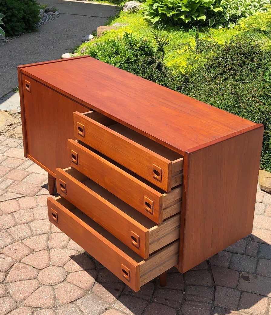 REFINISHED MCM Teak Buffet Sideboard Credenza low, almost perfect, 49