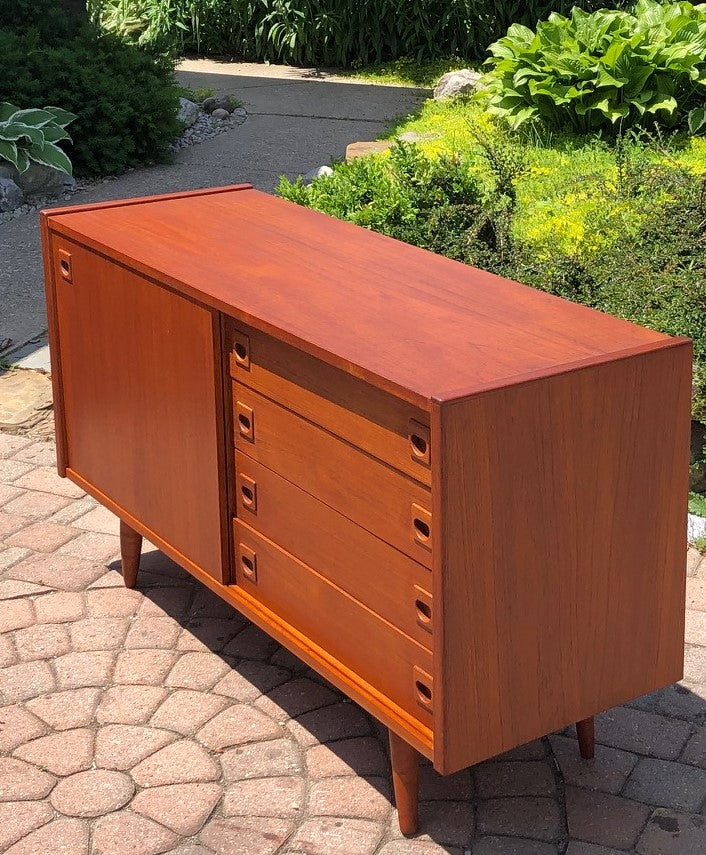 REFINISHED MCM Teak Buffet Sideboard Credenza low, almost perfect, 49