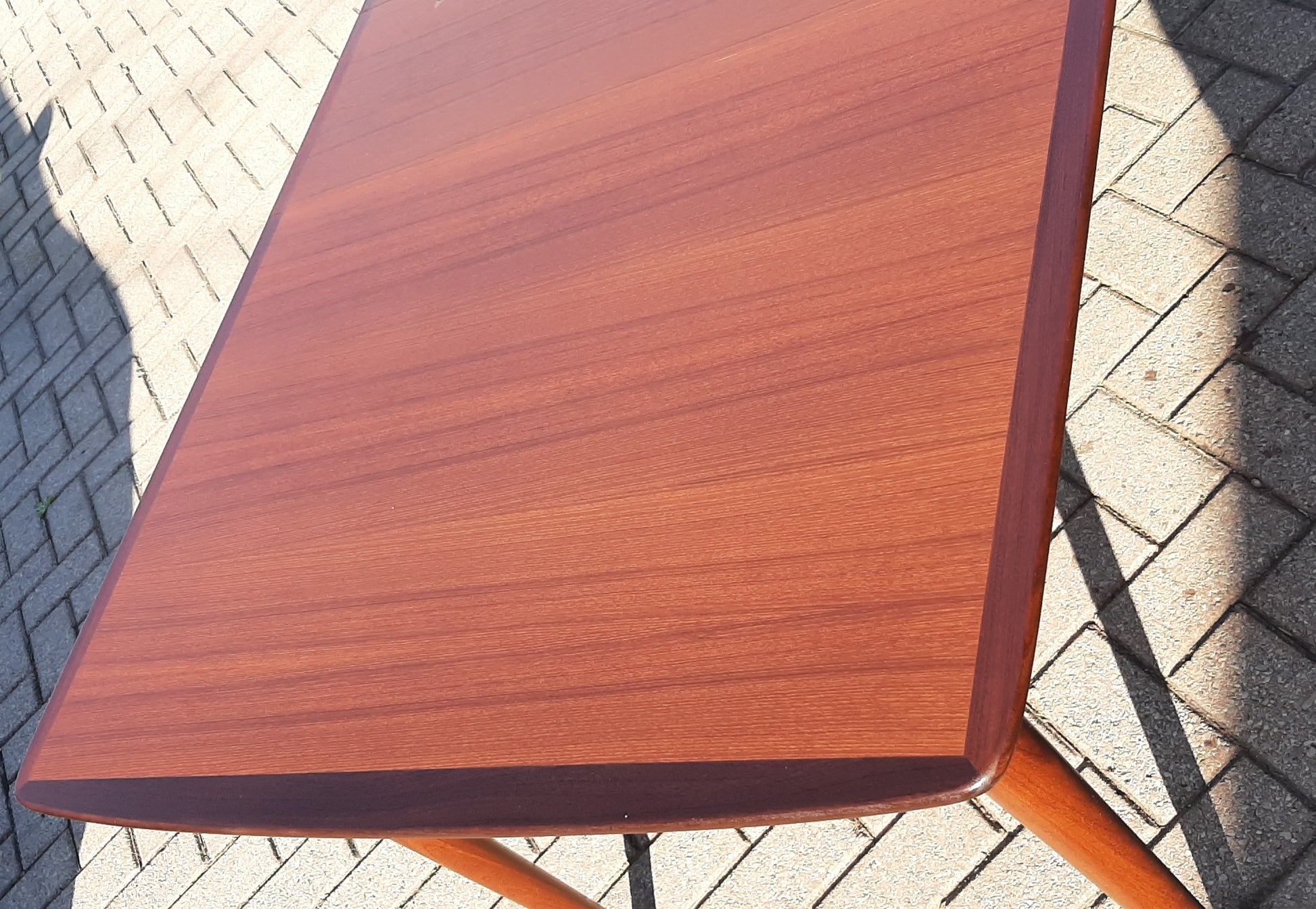 On hold for L. ***REFINISHED MCM Teak Dining Table Extendable w 3 leaves PERFECT 51" - 85", by Alf Aarseth, Norway - Mid Century Modern Toronto