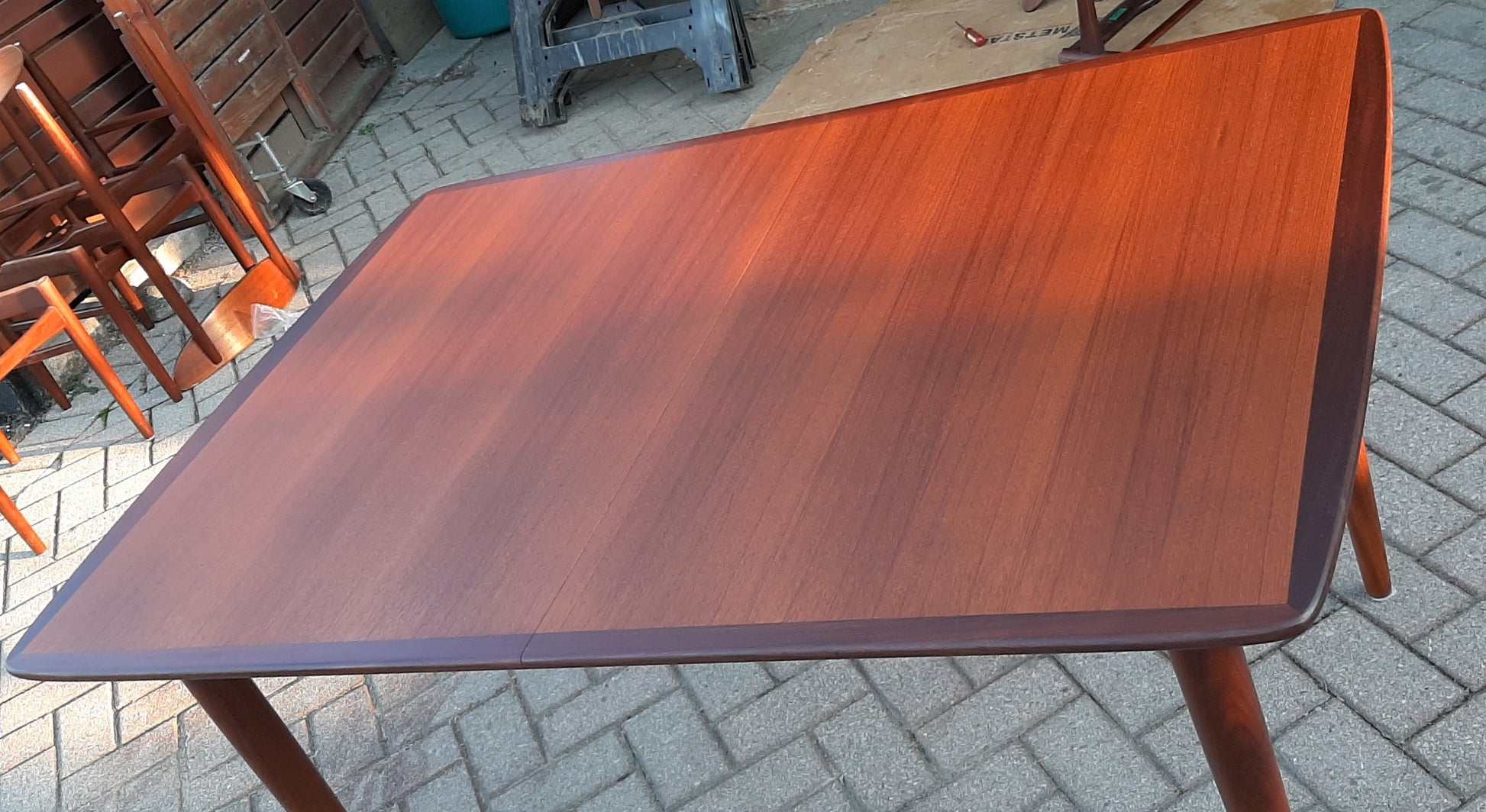 On hold for L. ***REFINISHED MCM Teak Dining Table Extendable w 3 leaves PERFECT 51" - 85", by Alf Aarseth, Norway - Mid Century Modern Toronto