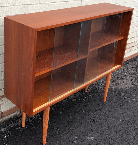 REFINISHED MCM Teak Bookcase Display 47.5", perfect - Mid Century Modern Toronto