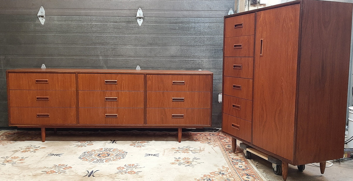 REFINISHED MCM Teak Dresser, Wardrobe, Queen Bed w floating nightstands PERFECT - Mid Century Modern Toronto
