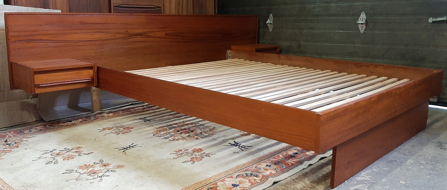 REFINISHED MCM Teak Platform Bed w floating nightstands Queen, PERFECT - Mid Century Modern Toronto