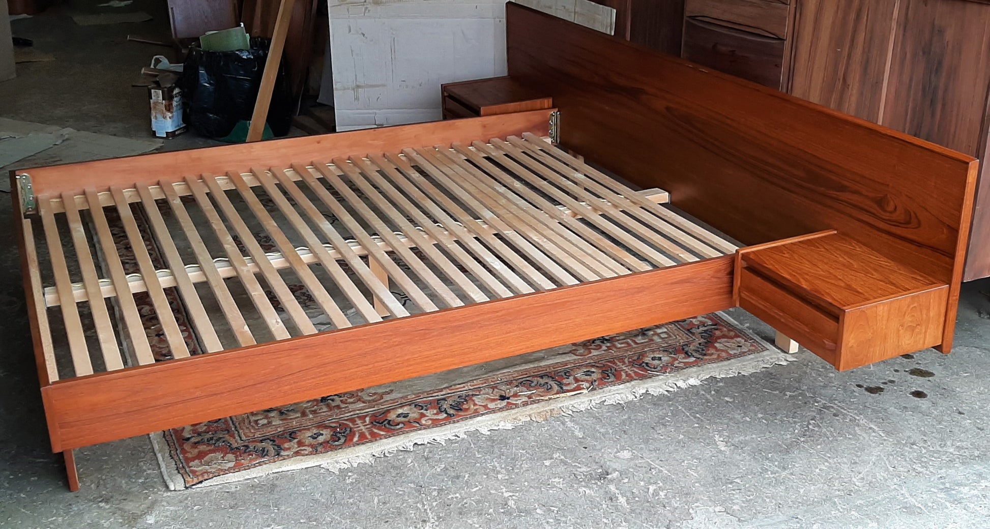 REFINISHED MCM Teak Platform Bed w floating nightstands Queen, PERFECT - Mid Century Modern Toronto
