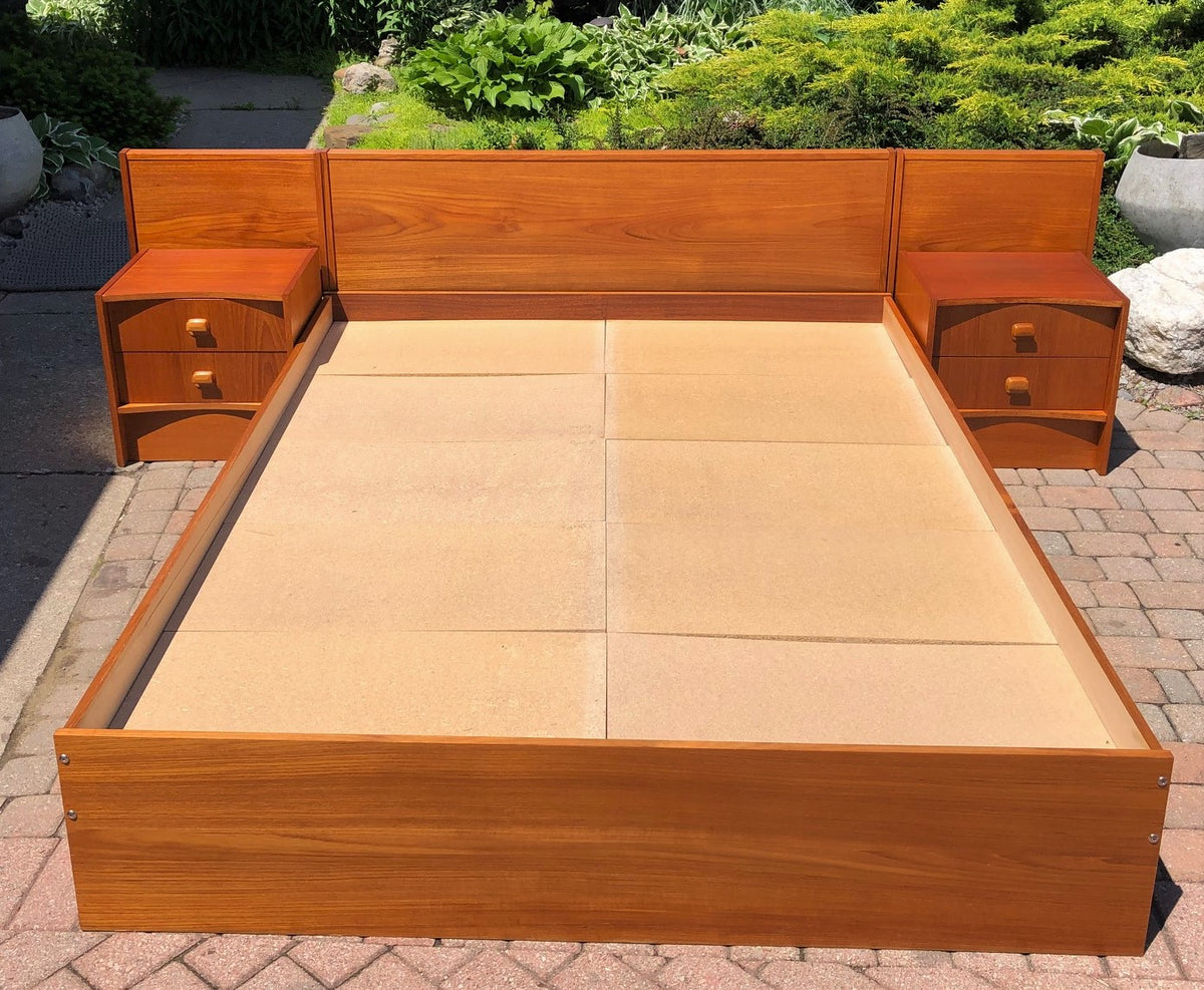 RESTORED MCM Teak Platform Bed w separate nightstands, Queen, PERFECT - Mid Century Modern Toronto